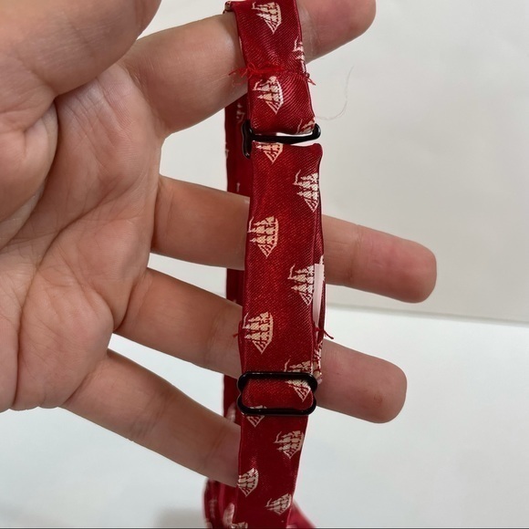 Red Pirate Ship Bow Tie - Picture 6 of 11